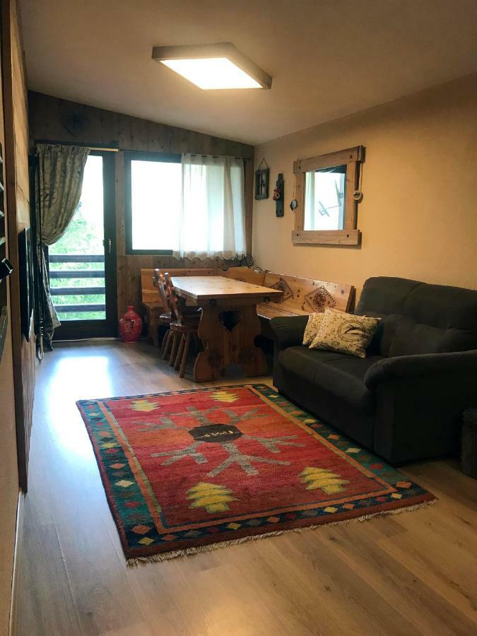 Even Apartment Cervinia เบรยล์-แชร์วิเนีย ภายนอก รูปภาพ